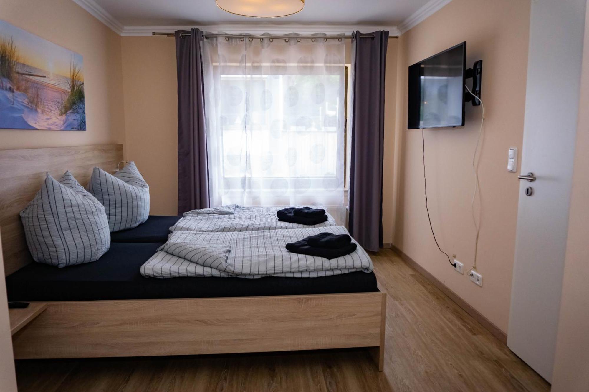 Haus Strandlust- Gemuetliches Studio Direkt Am Duemmer Apartment Lembruch Ngoại thất bức ảnh